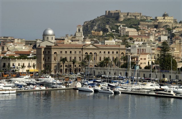 Milazzo (ME) – Divieto di sosta nel tratto fra via Tremonti e Spiaggia di Ponente